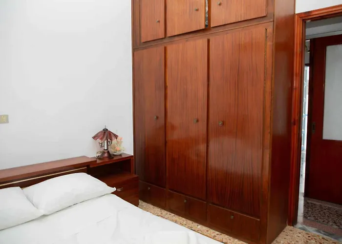 Anna's Traditional House Апартаменты *