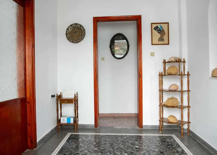 Апартаменты Anna's Traditional House *